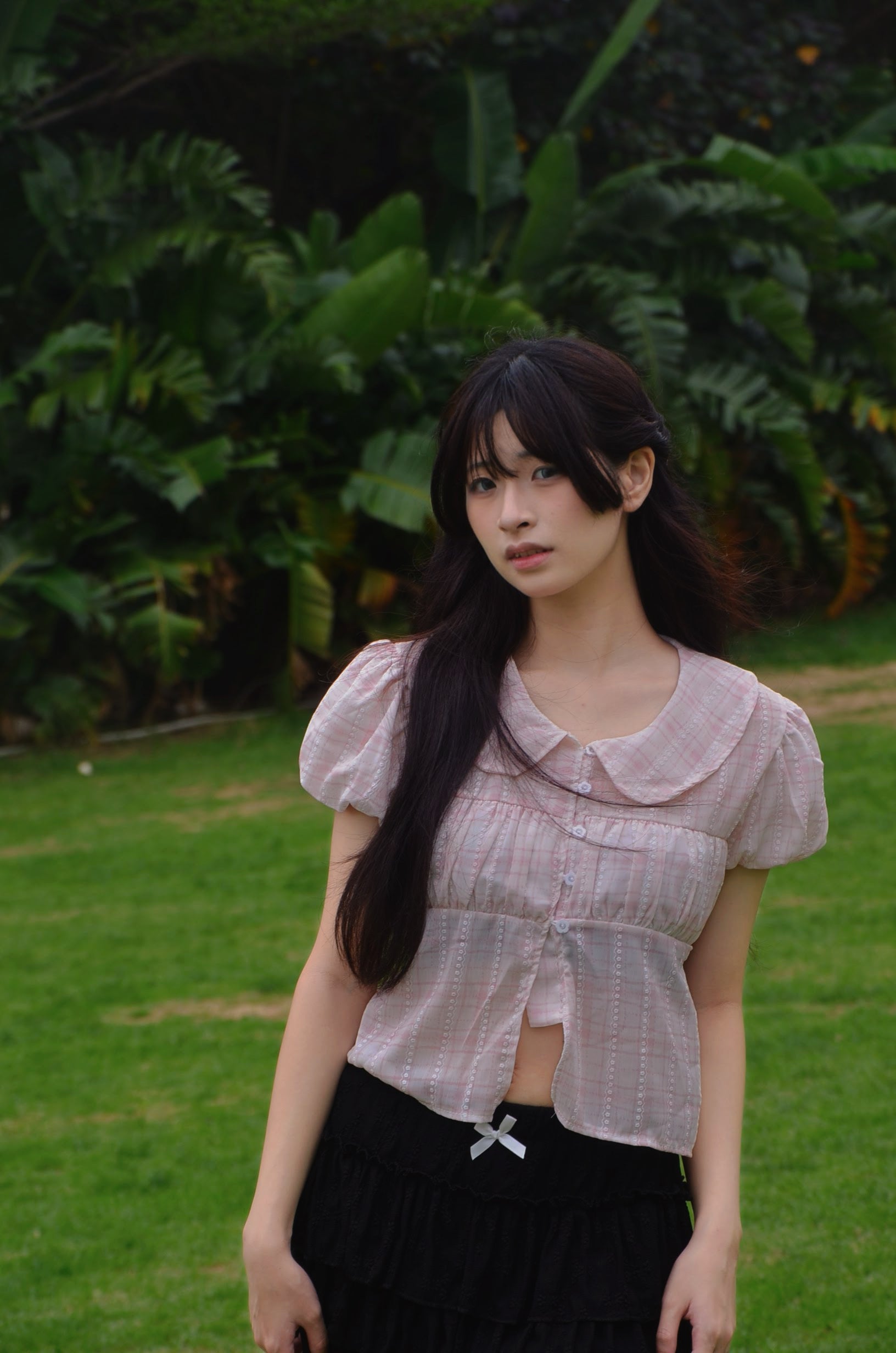 《泰國製造》粉紅色格仔圓領上衣