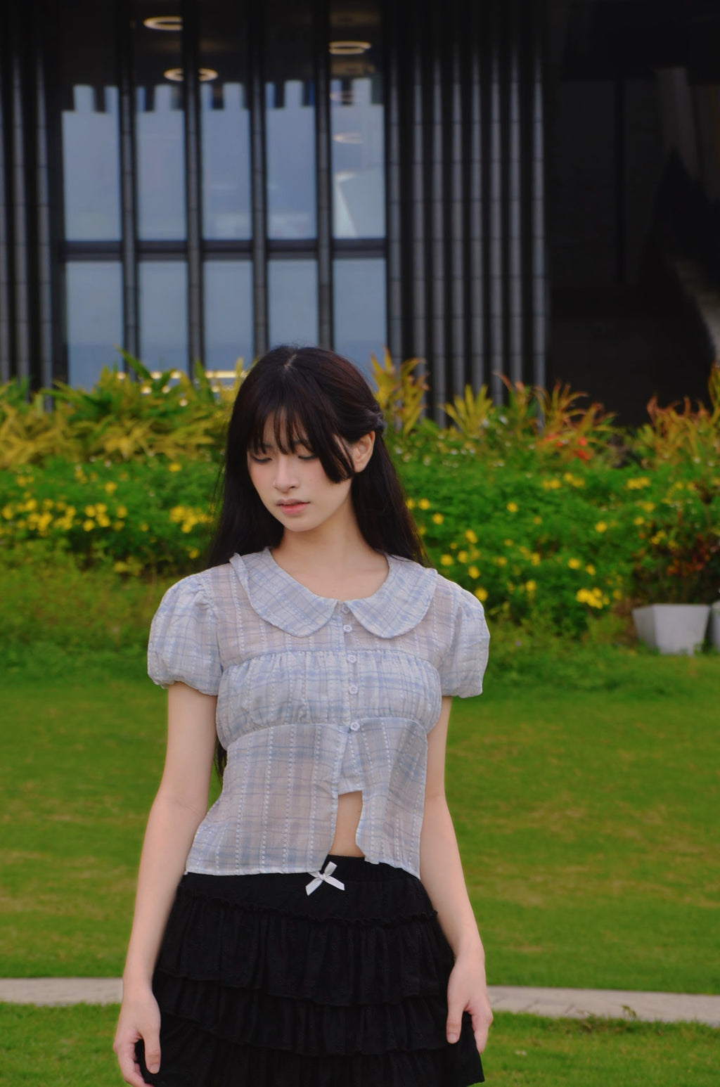 《泰國製造》粉藍色格仔圓領上衣