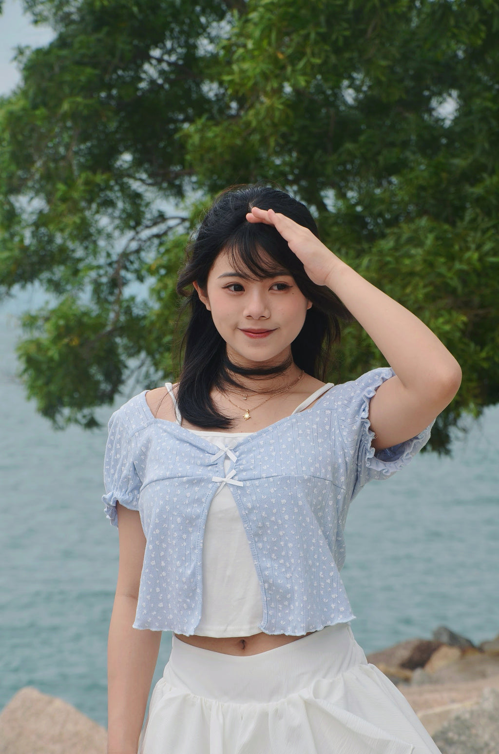 《泰國製造》粉藍色碎花假兩件上衣