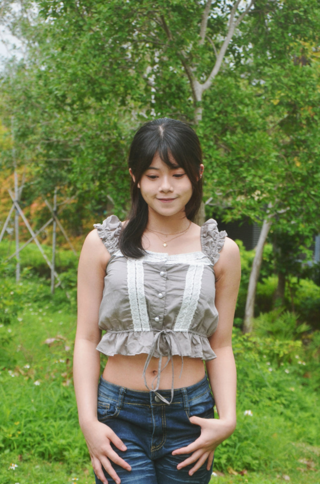 《泰國製造》灰色喱士上衣