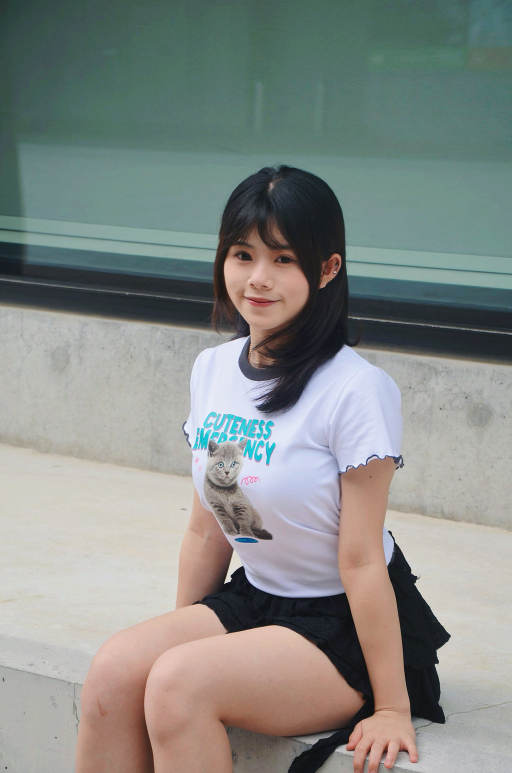 《泰國製造》*online優惠* 小貓圖案木耳邊tee