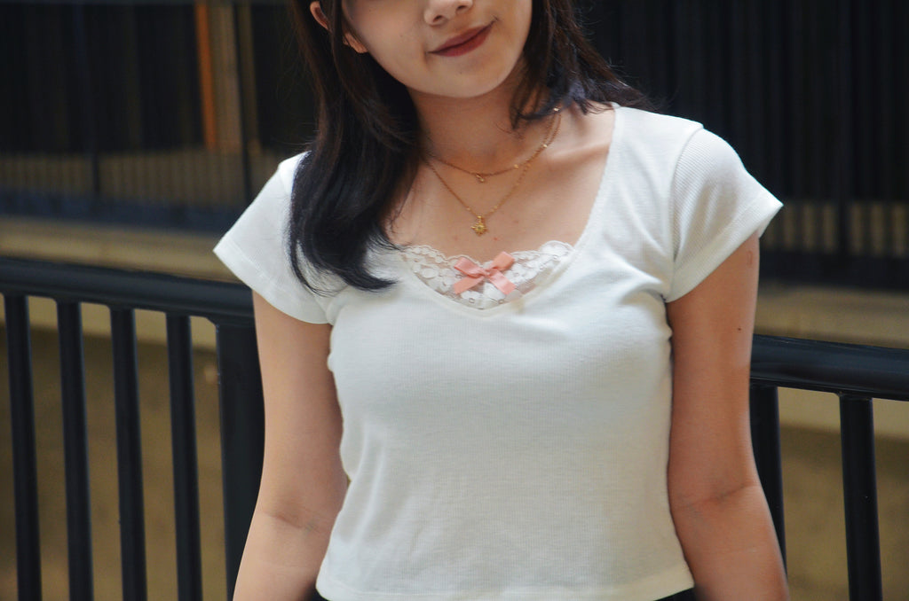 《泰國製造》*online優惠* 白色lace上衣